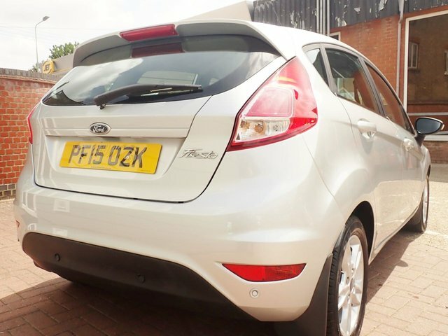 Ford Fiesta 1.5 Tdci Zetec Hatchback Silver #5