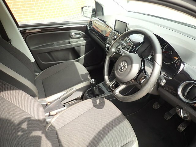 Volkswagen Up 1.0 Move Up White #15