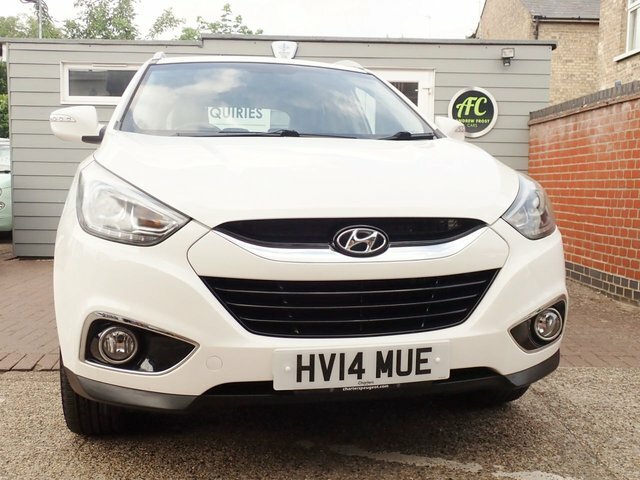 Hyundai Ix35 2.0 Crdi Se Suv White #2