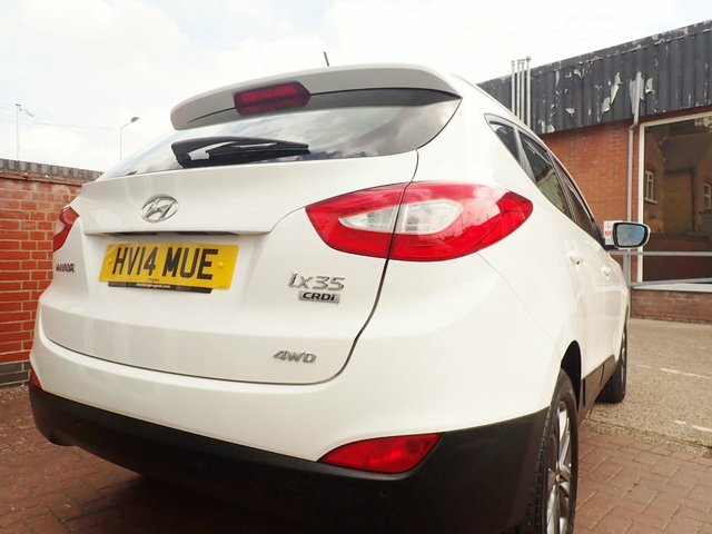 Hyundai Ix35 2.0 Crdi Se Suv White #4