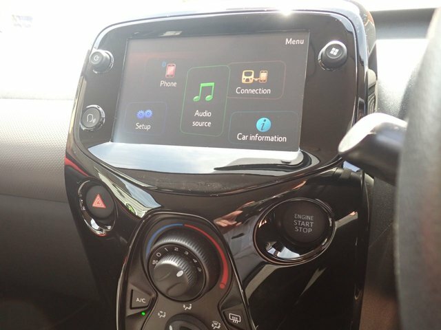 Peugeot 108 108 Allure Blue #11
