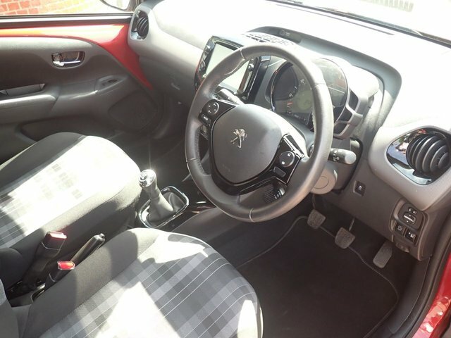 Peugeot 108 1.0 Allure Hatchback Red #6