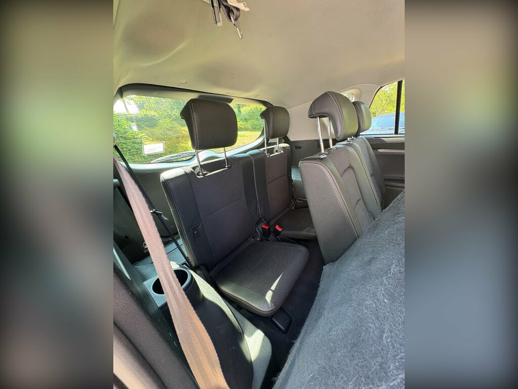 Toyota Verso 5-Dr 1.6 D-4d Icon White #35
