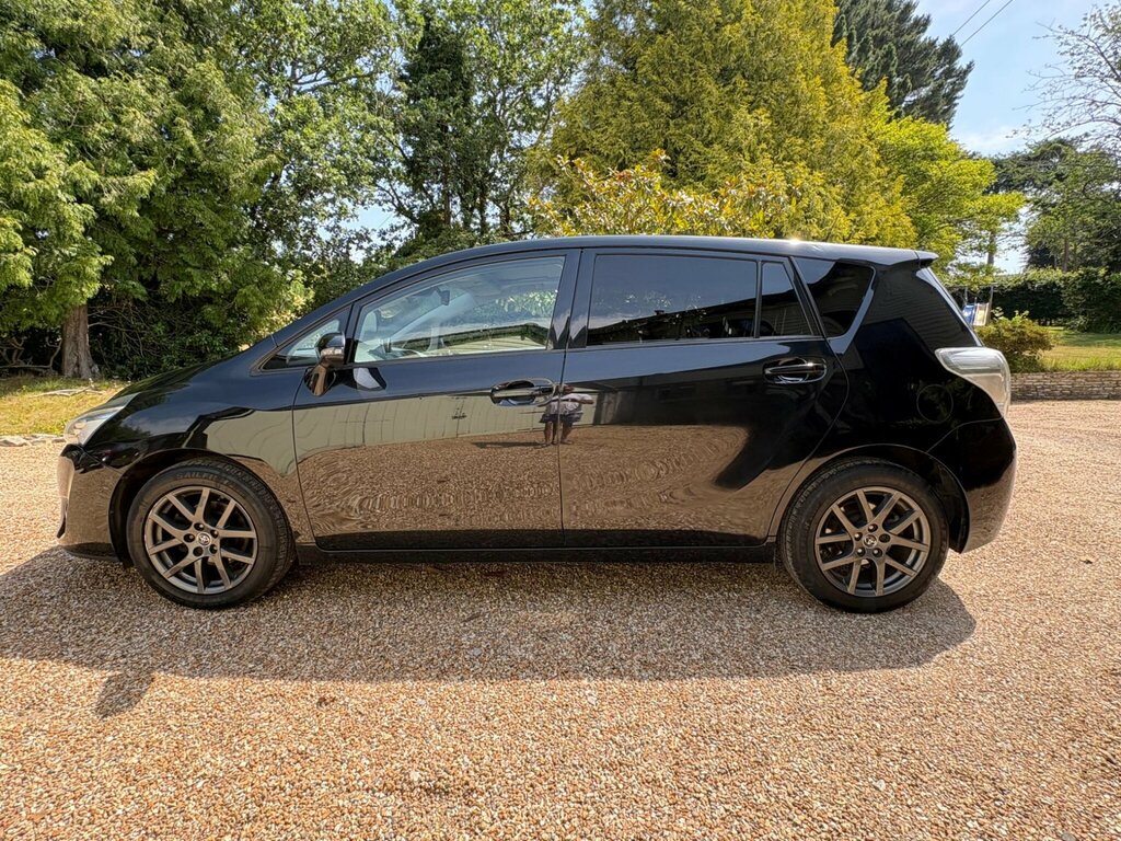 Toyota Verso 2016 66 Valvematic Grey #24
