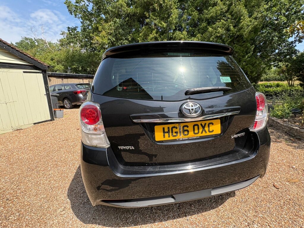 Toyota Verso 2016 66 Valvematic Grey #17