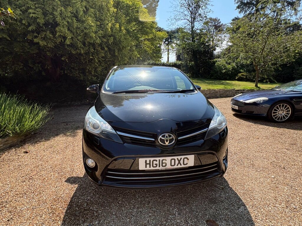 Toyota Verso 5-Dr 1.6 D-4d Icon White #30