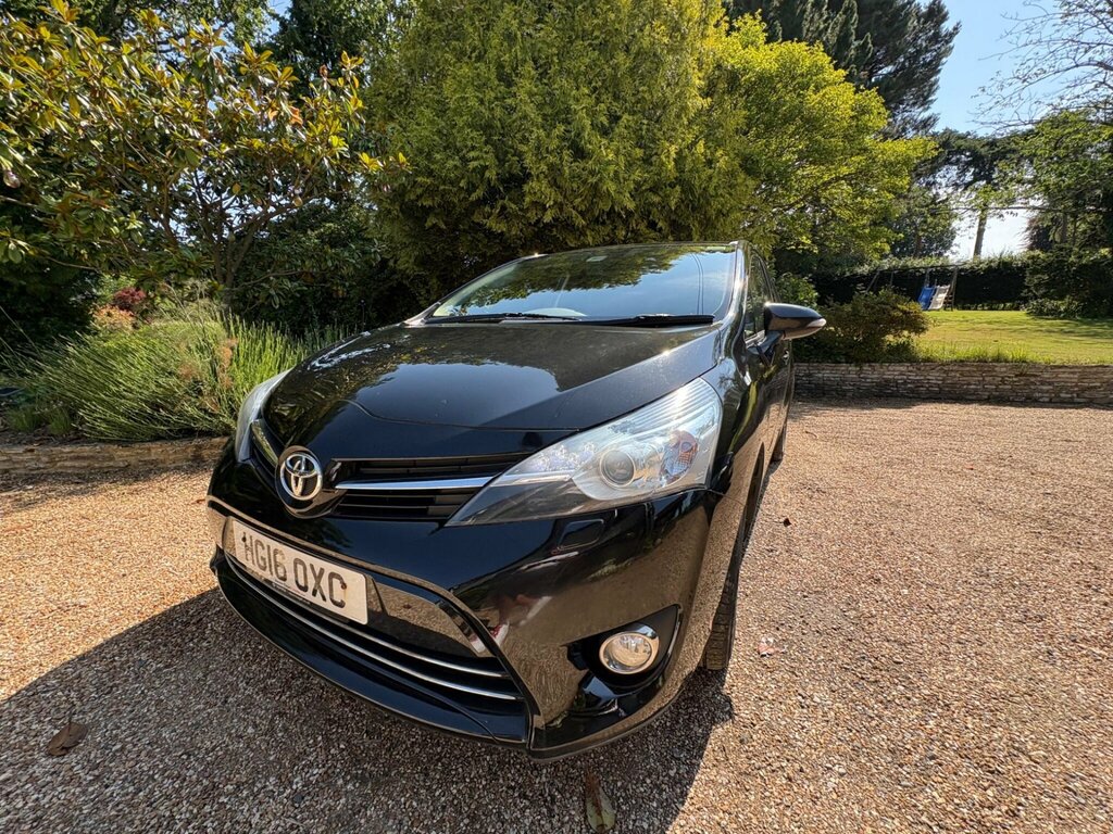 Toyota Verso 5-Dr 1.6 D-4d Icon White #26