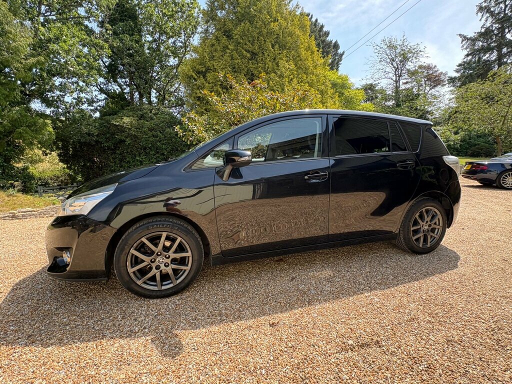 Toyota Verso 2016 66 Valvematic Grey #26