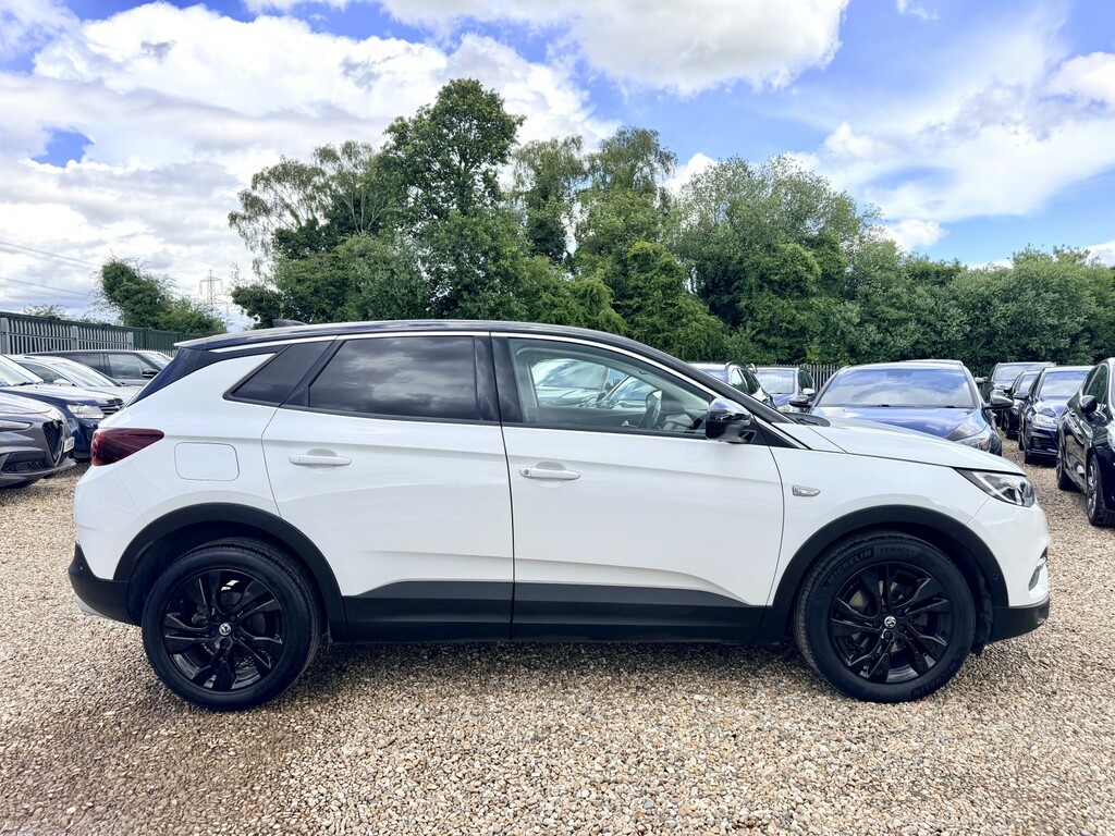 Vauxhall Grandland X Suv 1.2 Turbo Sri Nav Euro 6 2021 White