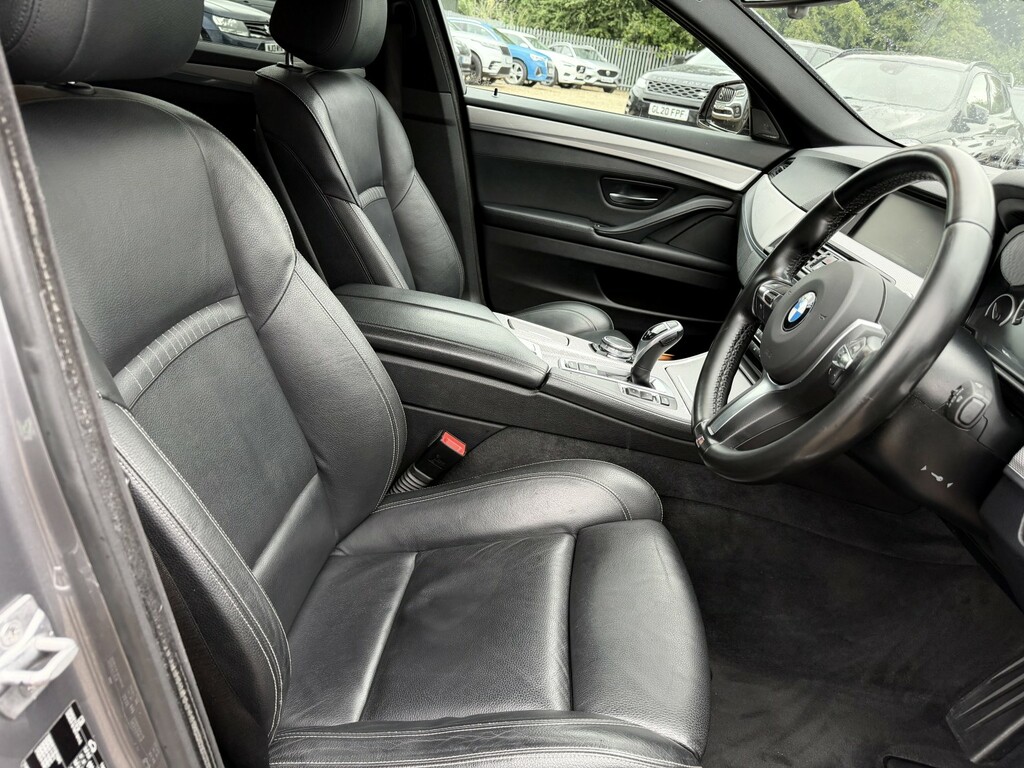 BMW 5 Series Se Black #11