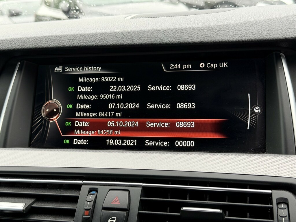 BMW 5 Series Se Black #30