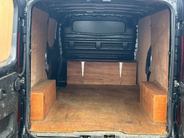 Renault Trafic Trafic Sl28 Energy Dci 145 Sport Nav Van White #10
