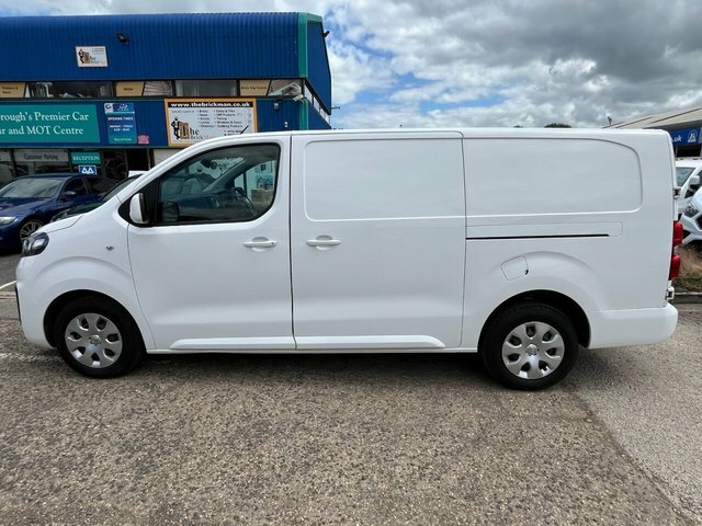 Vauxhall Vivaro Turbo D 2900 Sportive White #6