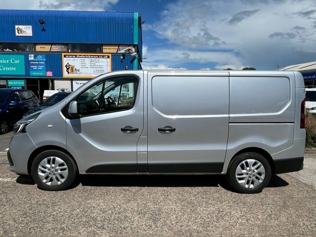 Renault Trafic Sl28 Energy Dci Black #7