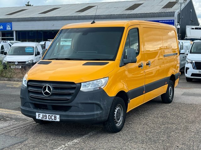 Mercedes-Benz Sprinter 314 Cdi Panel Van Yellow #3
