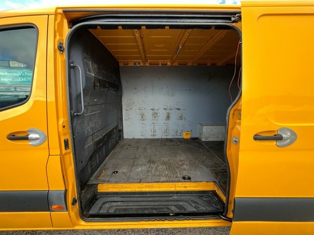 Mercedes-Benz Sprinter 314 Cdi Panel Van Yellow #5