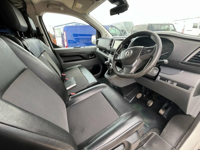Vauxhall Vivaro 2L Sportive Grey #12