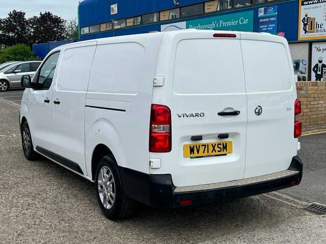 Vauxhall Vivaro 2L Sportive Grey #7