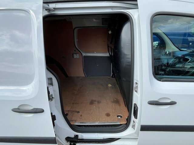 Renault Kangoo Maxi Renault Kangoo Maxi White #12