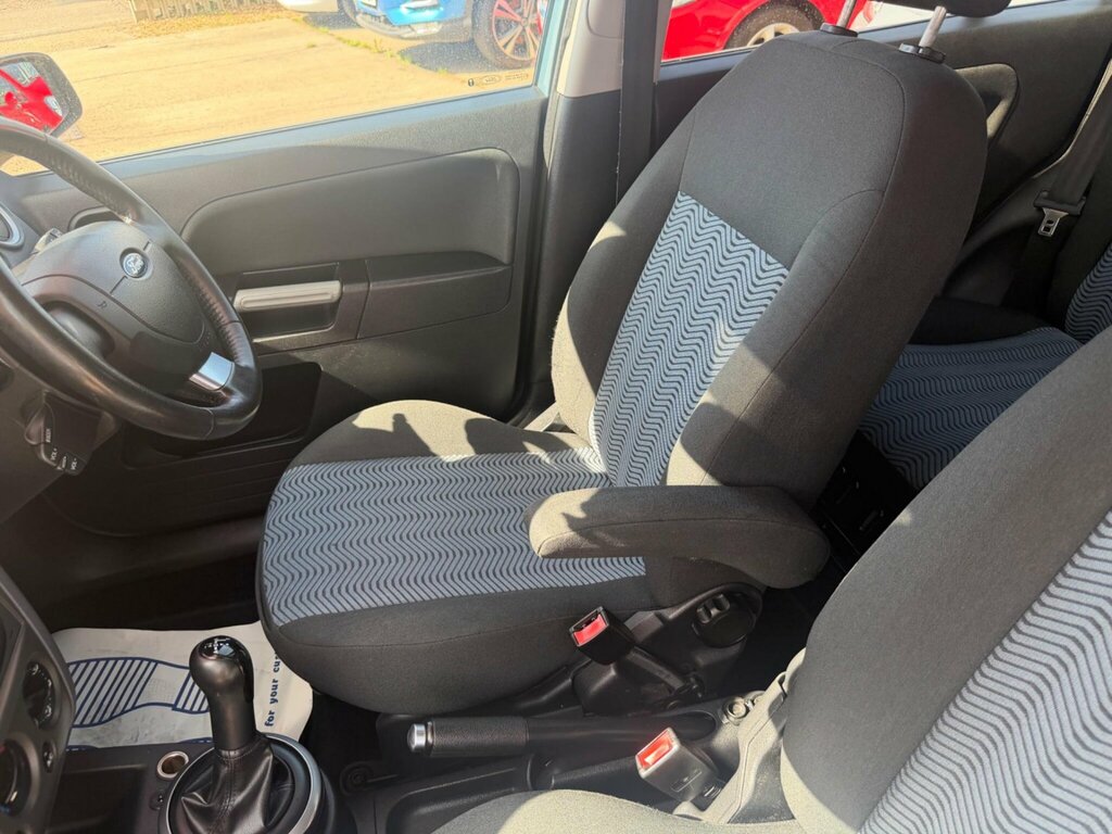 Ford Fusion 1.4 Tdci Style Hatchback 120 Blue #17