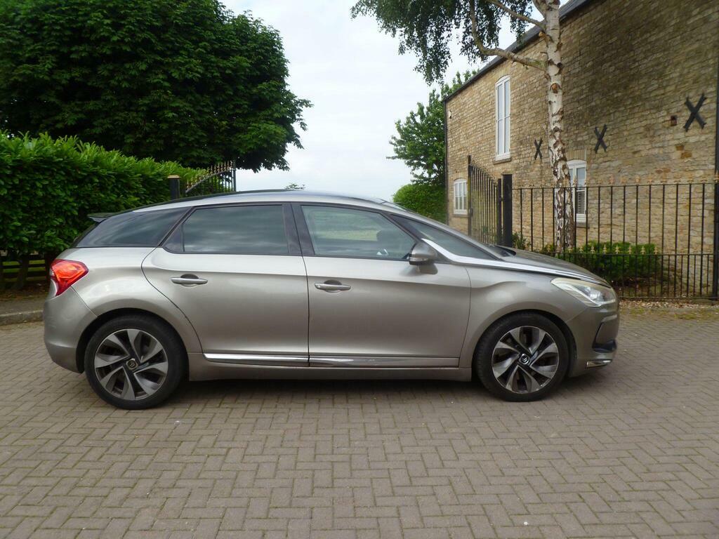 Citroen DS5 2.0 Hdi Dstyle Hatchback Grey #2