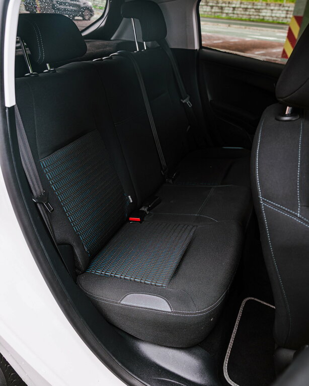 Peugeot 208 E-hdi Active White #24