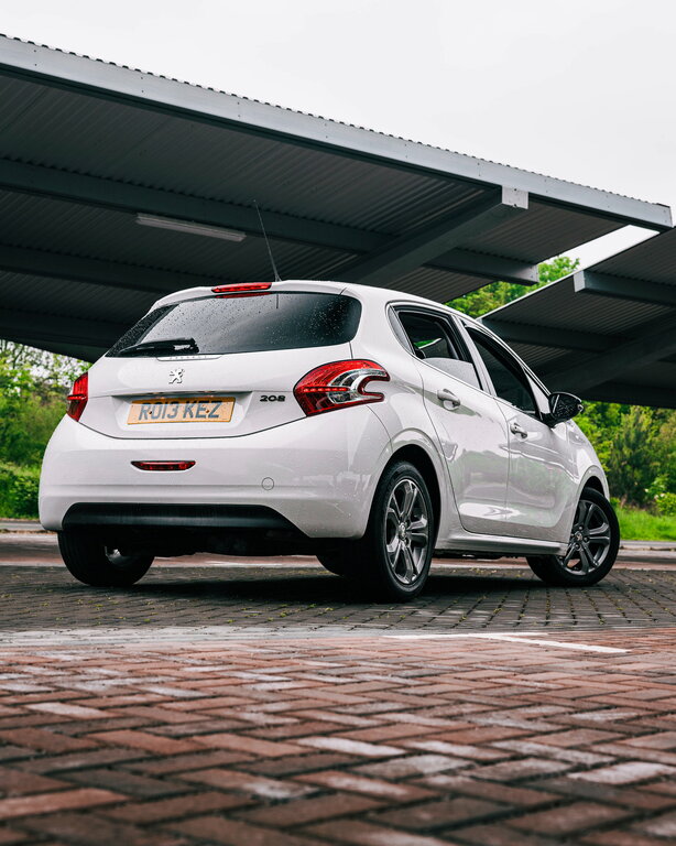 Peugeot 208 1.2 Vti Allure Hatchback Euro 5 White #5