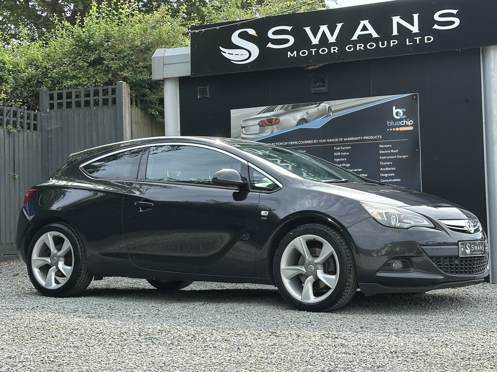 Vauxhall Astra GTC Coupe 2.0 Cdti Sri Black 2014 2014 Black #3