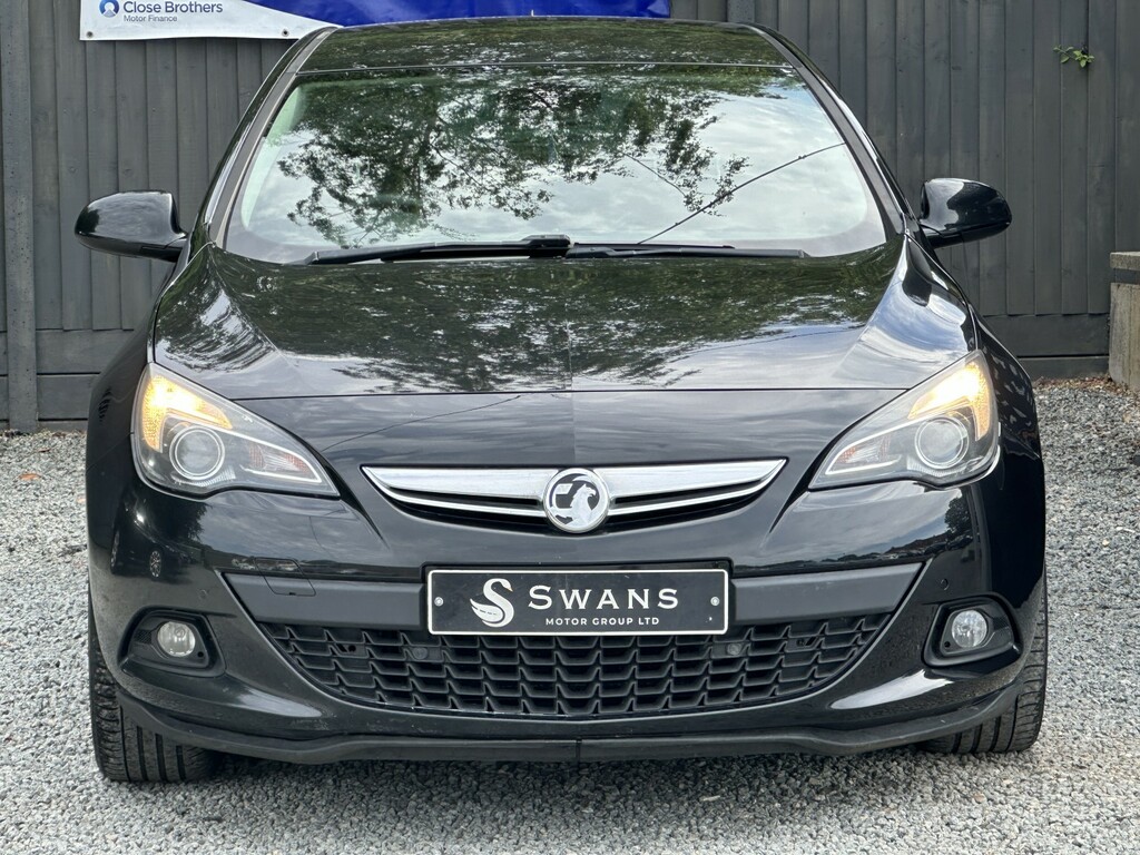 Vauxhall Astra GTC Coupe 2.0 Cdti Sri Black 2014 2014 Black #5