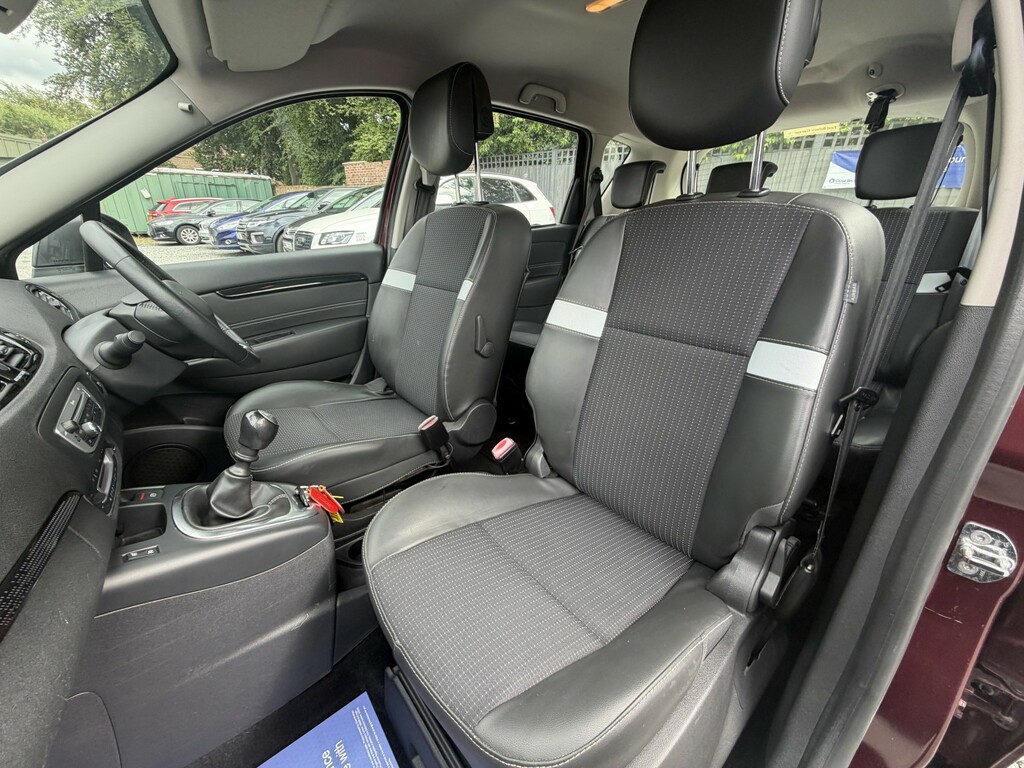 Renault Scenic 1.5 Dci Energy Dynamique Tomtom Mpv Man Red #27