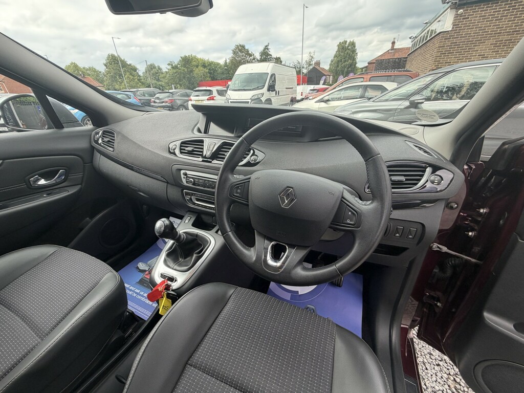 Renault Scenic 1.5 Dci Energy Dynamique Tomtom Mpv Man Red #30