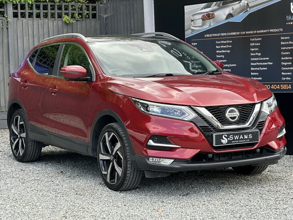 Nissan Qashqai 1.3 Dig-t Tekna Red #3