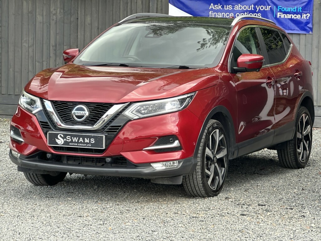Nissan Qashqai 1.3 Dig-t Tekna Red #6