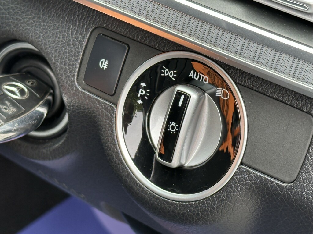 Mercedes-Benz E Class Estate Silver #30