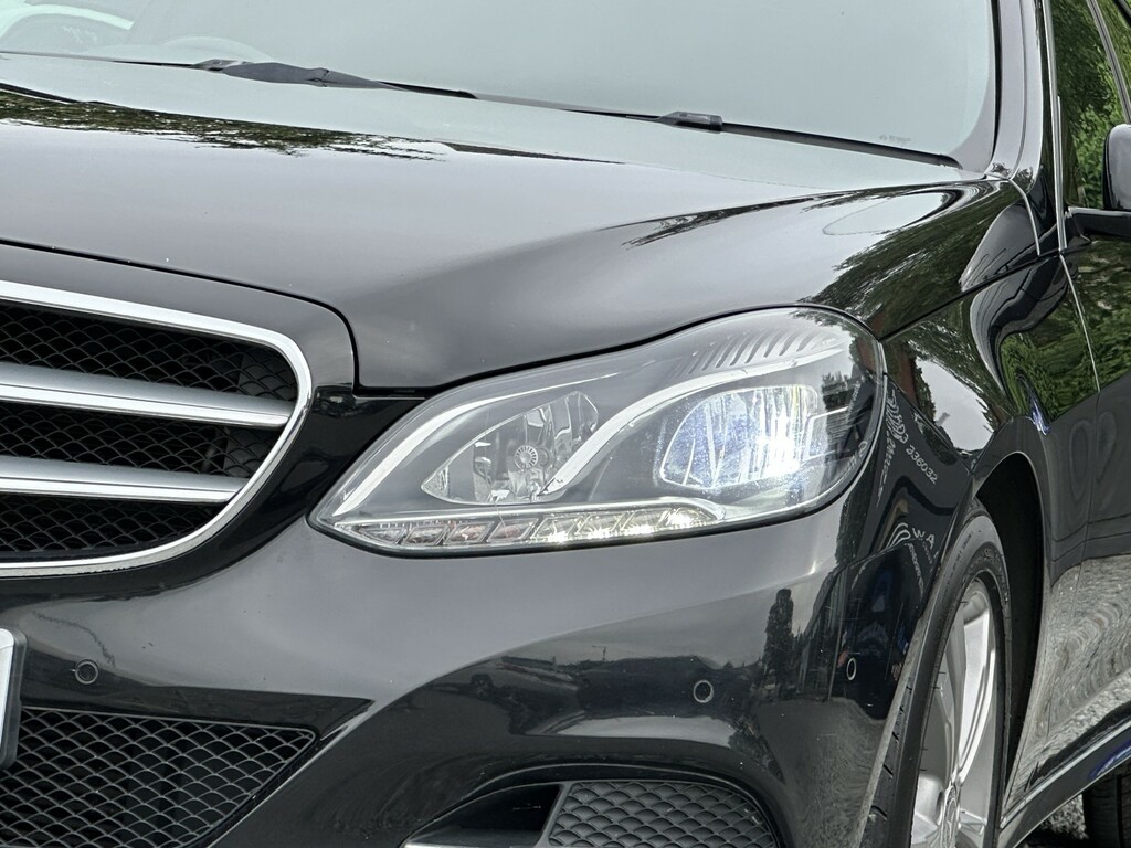 Mercedes-Benz E Class Estate Silver #31