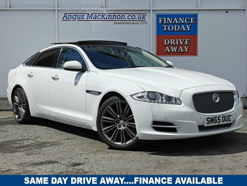 Jaguar XJ 3L Portfolio White