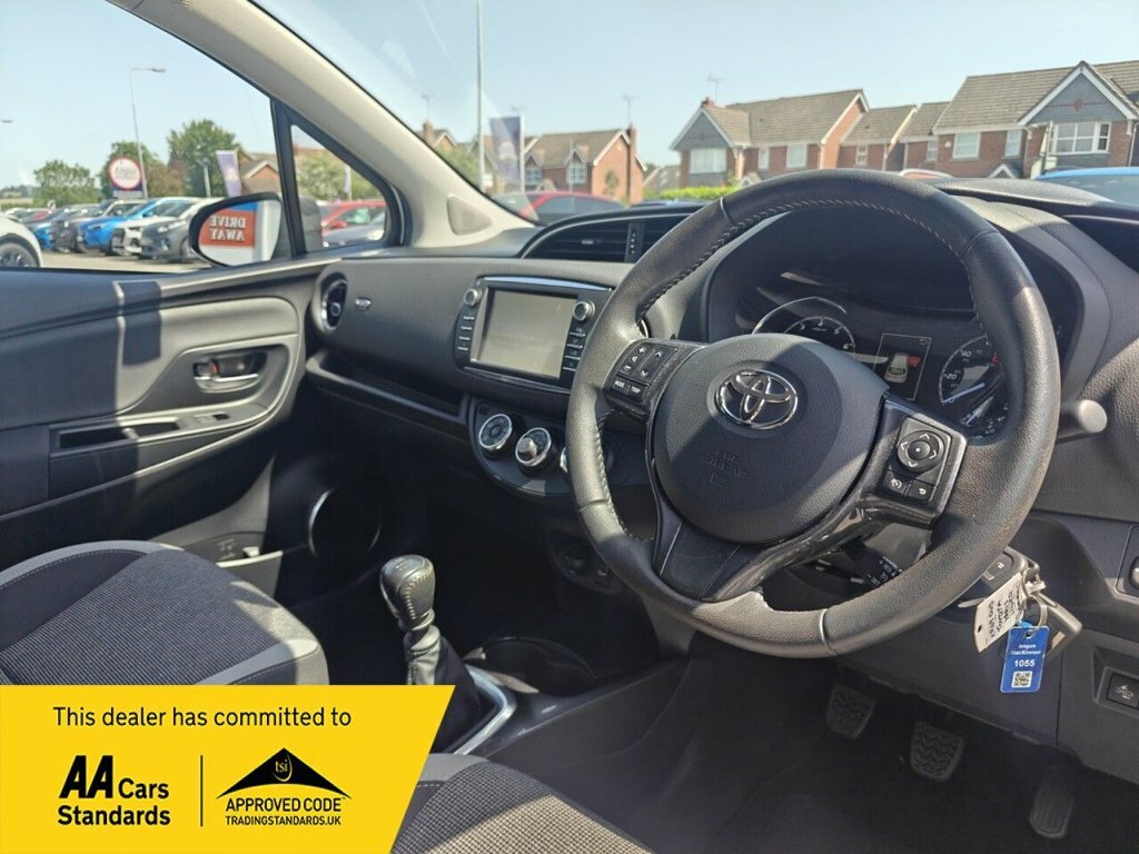 Toyota Yaris 1.5L Y20 Silver #2