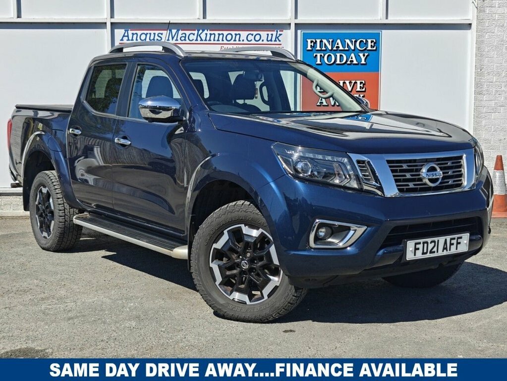 Nissan Navara 2.3L Tekna Blue