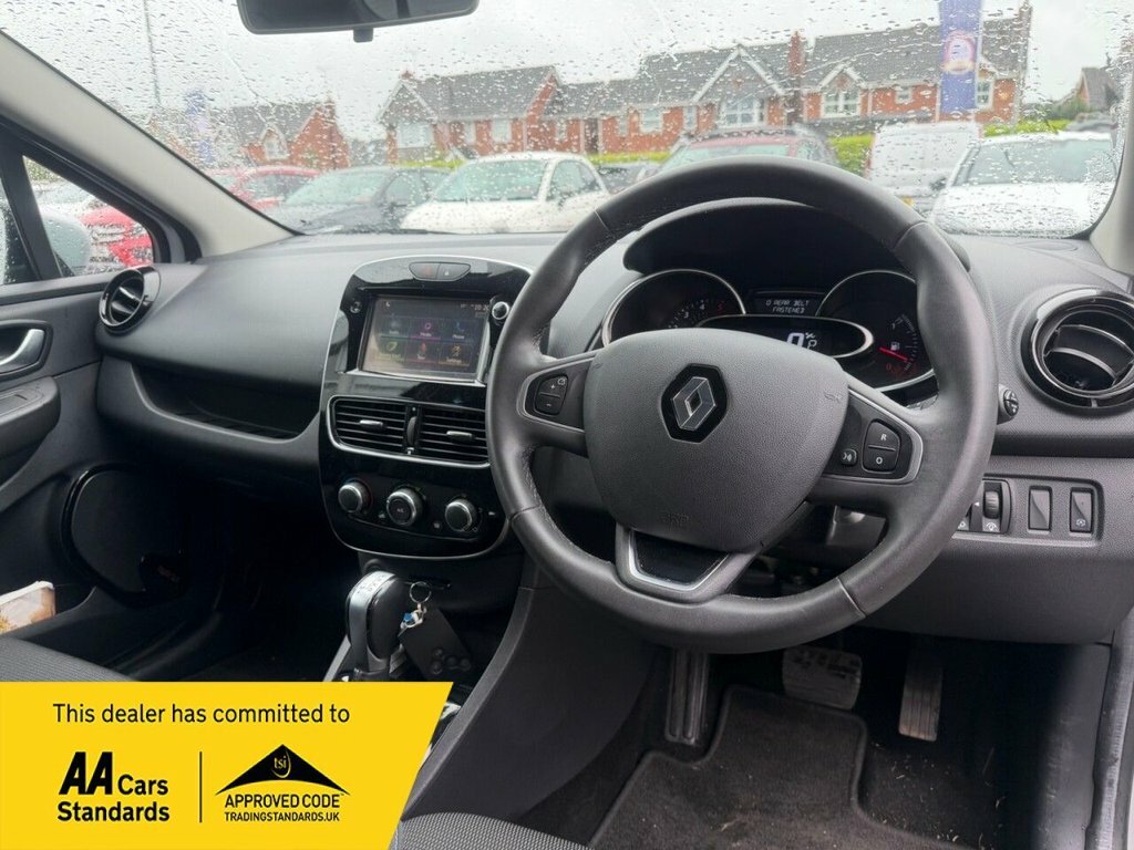 Renault Clio 1.5L Dynamique Nav MT17TZK Silver
