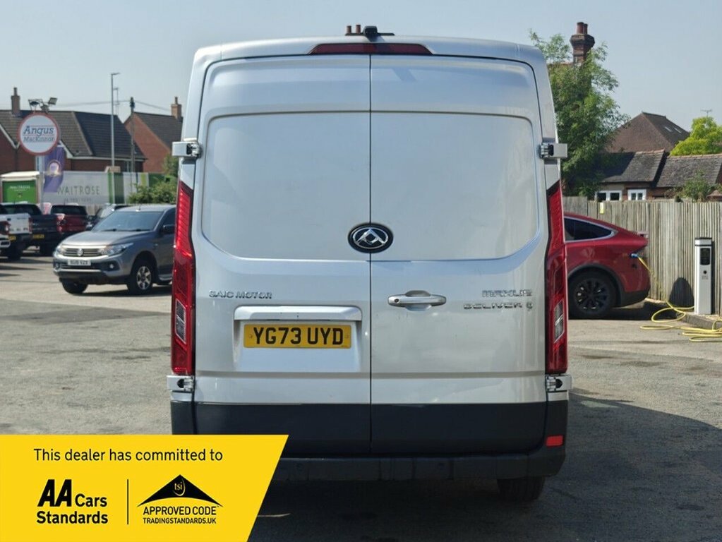 Maxus Deliver 9 2L Lux Silver #6