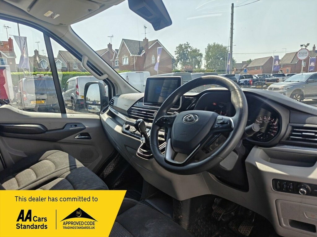 Maxus Deliver 9 2L Lux Silver #2