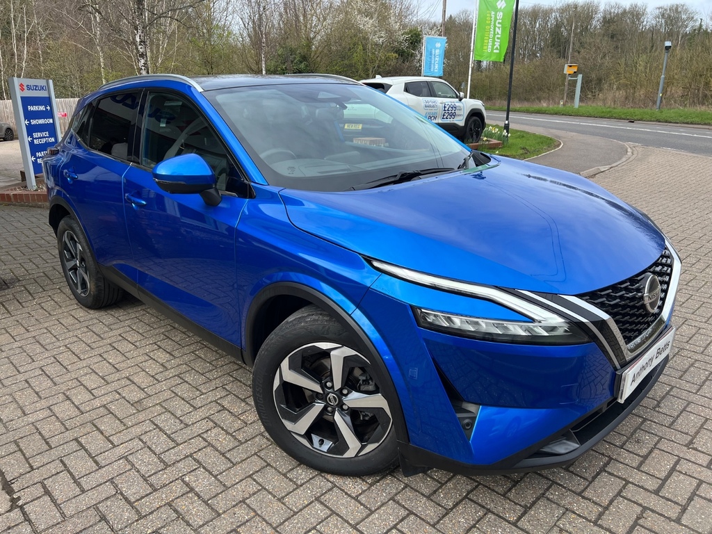 Nissan Qashqai 1.3 Dig-t Mh Premiere Edition KU71ZMX Blue #2