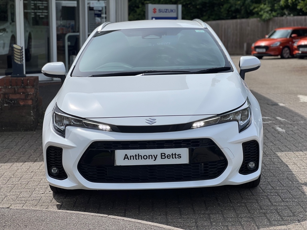 Suzuki Swace 1.8 Hybrid Motion Cvt White