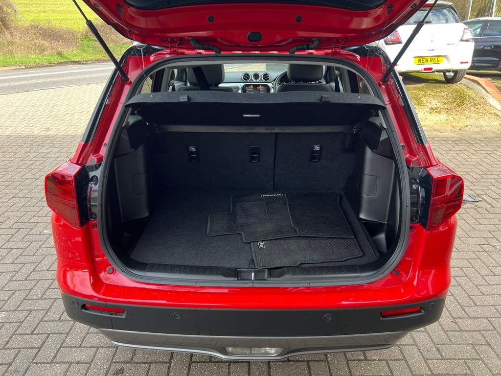 Suzuki Vitara 1.5 Hybrid Ultra Allgrip Ags KT74BXL Red #4