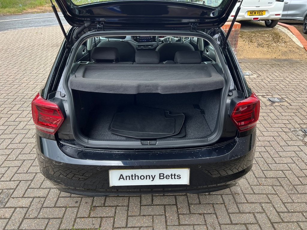 Volkswagen Polo 1.0 Tsi 95 Sel Dsg Y70JTH Black #4
