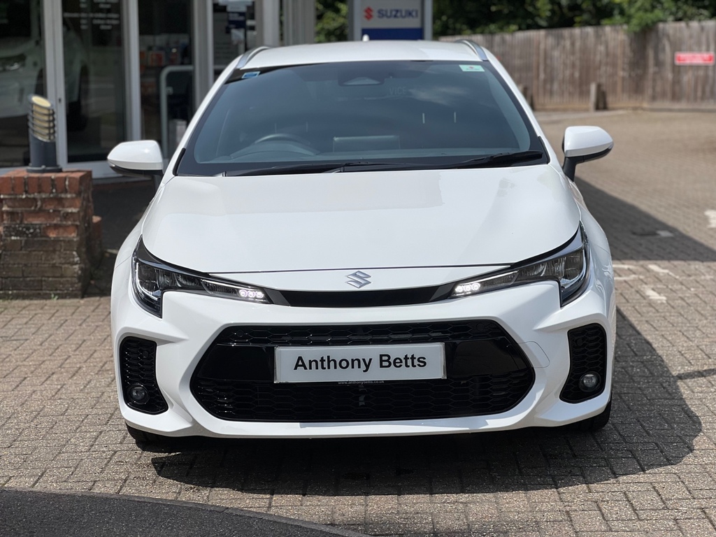 Suzuki Swace 1.8 Hybrid Motion Cvt White