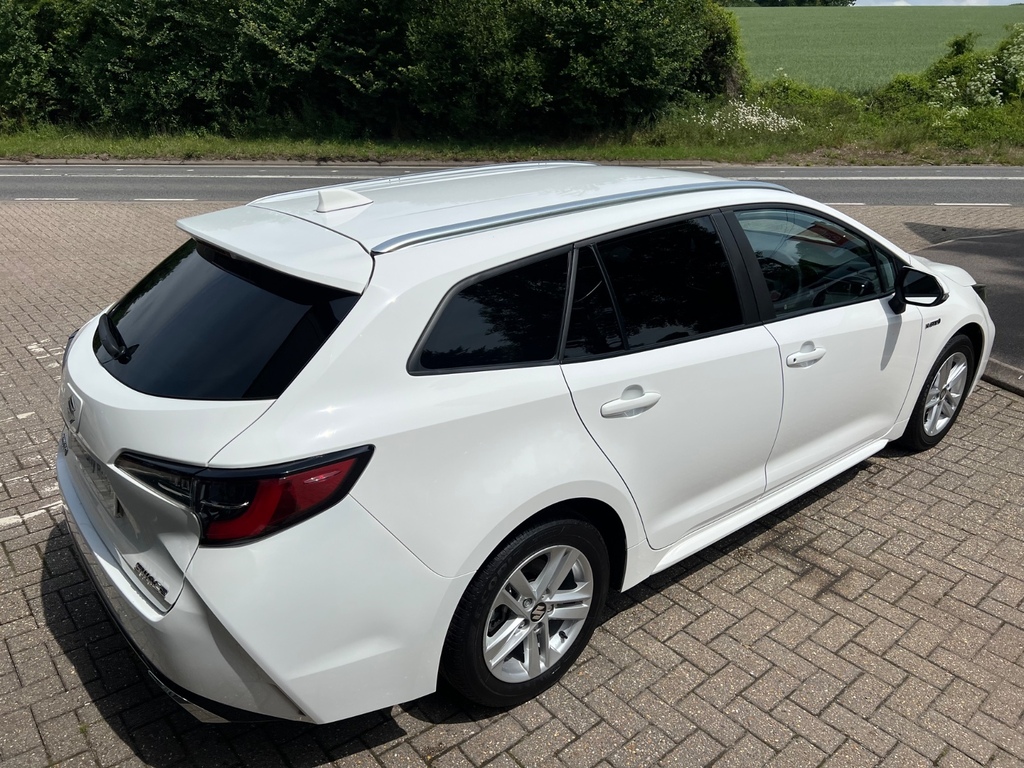 Suzuki Swace 1.8 Hybrid Motion Cvt White #3