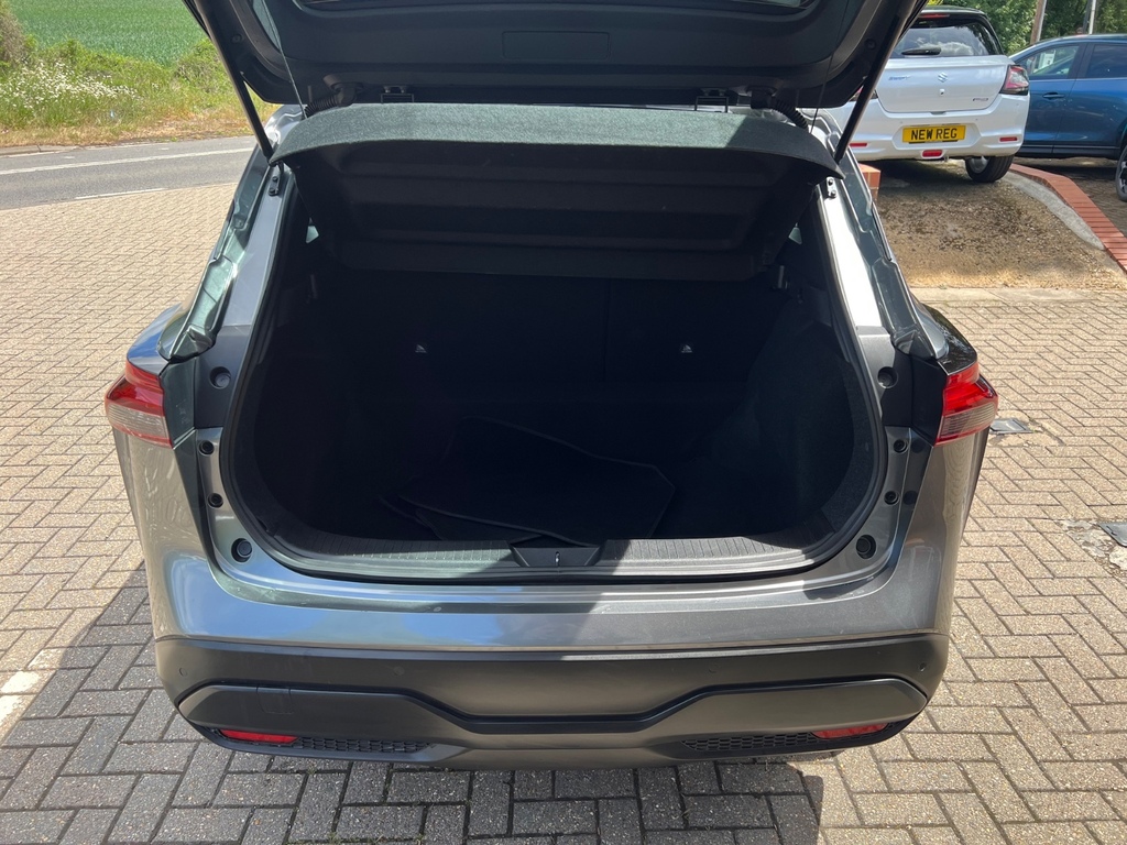 Nissan Qashqai 1.3 Dig-t Mh Acenta Premium DT73HWD Grey #4