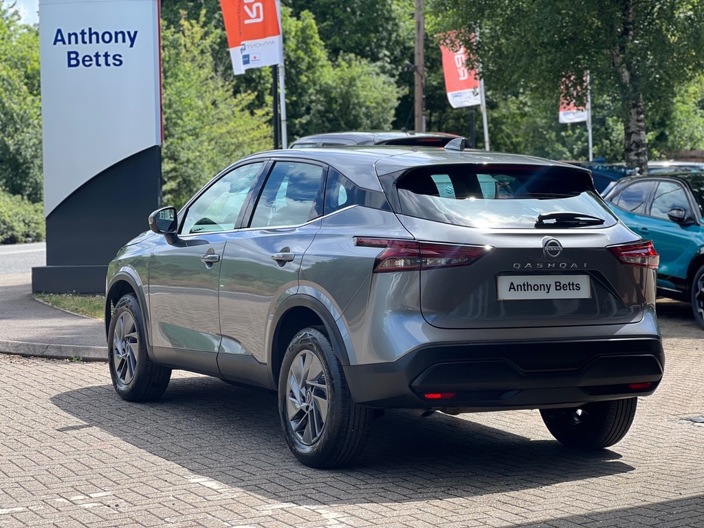 Nissan Qashqai 1.3 Dig-t Mh Acenta Premium DT73HWD Grey #6