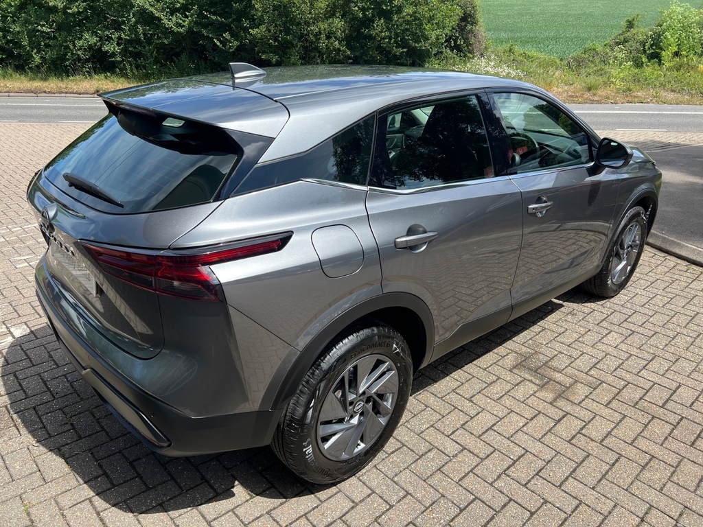 Nissan Qashqai 1.3 Dig-t Mh Acenta Premium DT73HWD Grey #3